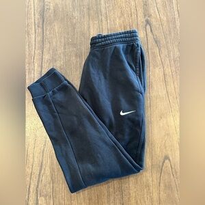 Nike Men’s Black Sweatpants Size M – Athletic Joggers with Pockets